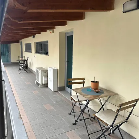 Casa Di Chloe - A 4 Minuti A Piedi Dai Navigli - A 20 Minuti A Piedi Dal Duomo Milano