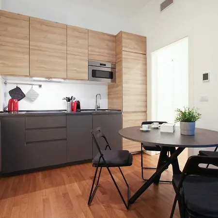 Hacca Collection - Charming Gem In Corso Magenta & Sant'ambrogio * Milano