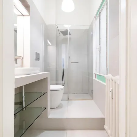 Appartamento Easylife - Design Elegante A Porta Venezia Milano