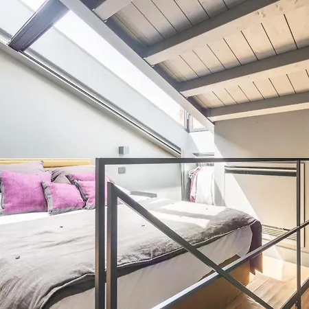 Splendido Ultimo Piano Vista Duomo Holiday home Milan