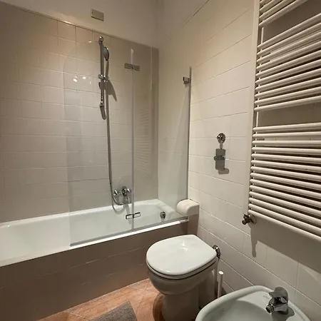 בית הארחה Tinyedward *