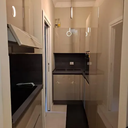 Easy Italy Duomo Milano