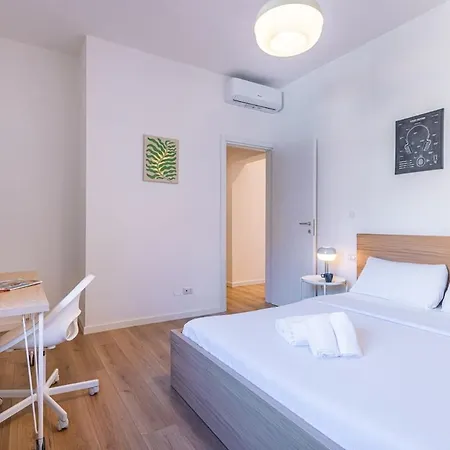 Sambuco1 - Quiet With 2 Double Bedrooms - B * Mailand