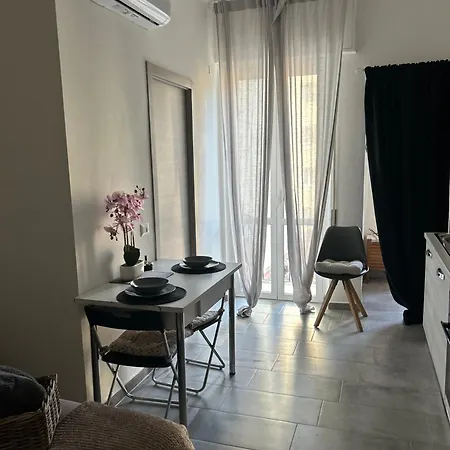 Apartament Cozy Studio Apartment in Ripamonti
