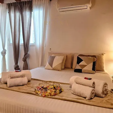 Acasadifranci Attico Con Dehor Privato, Wifi E Metro A 4 Min Da Piedi Apartman *