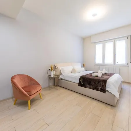 Elegant 1bdr In The Center, 5 Min From The Duomo