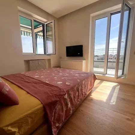 Stunning Penthouse Duomo Experience Apartman