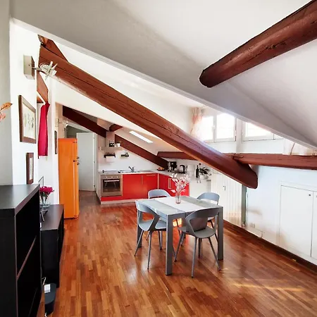 Luminoso Loft Vicino Stazione E Porta Venezia Appartement *