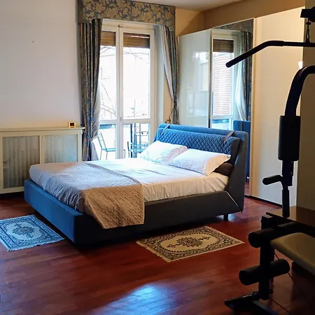 Casa Ferretti - Corso Garibaldi ميلان