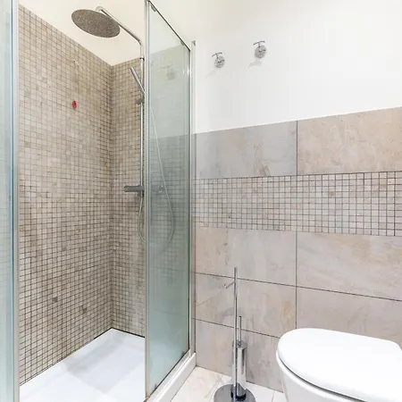 A 300m Dalla Metro Nel Cuore Di Con Wifi דירה