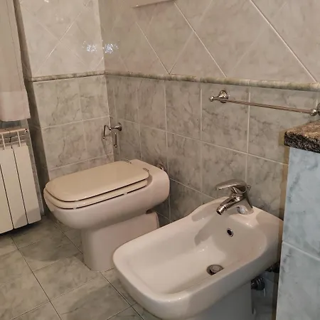 Апартаменты Spacious With Three Bedroom And Large Kitchen