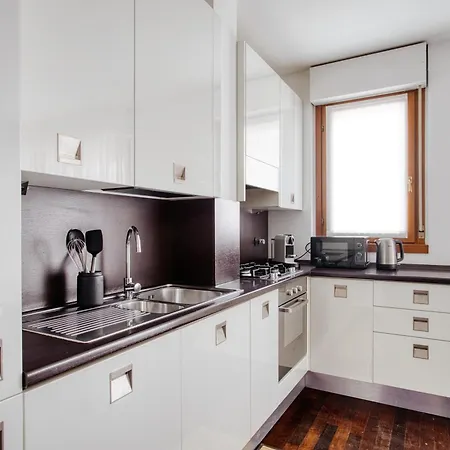 Apartmán Just Urban - Elegant 1-br In Porta Romana - Duomo 4 Min By M3 *