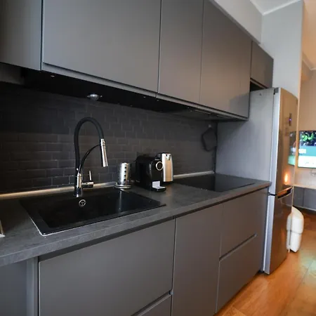 Urban Pad 115 - Modern Near Nolo *