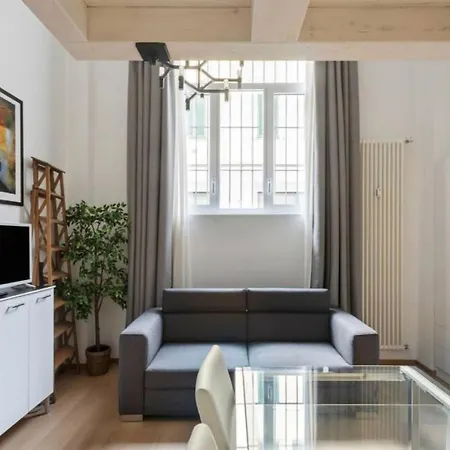 Giusti Two-bedroom Duplex - Arco Della Pace & Sempione Park - Sleeps 5 Lejlighed Milano