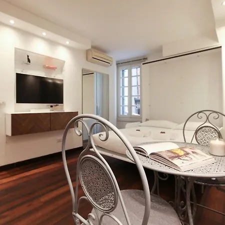 Hacca Collection - Charming In Corso Magenta