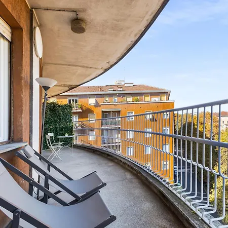 Appartamento Centrale-duomo 10min - La Dolce - Metro Loreto 4min *