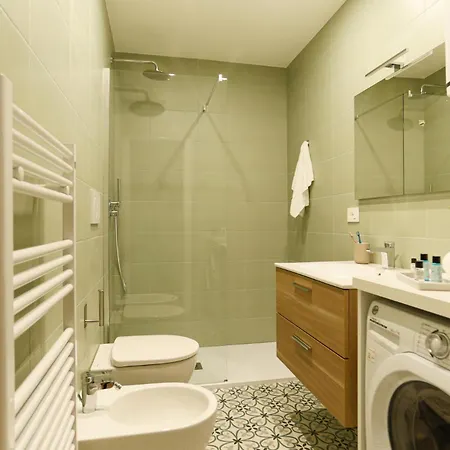 公寓 The Rent - Cozy One-bedroom In The Paolo Sarpi Area 米兰