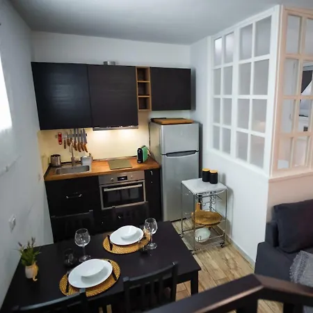 아파트 M1 Lotto San Siro Eclectic Pied A Terre *