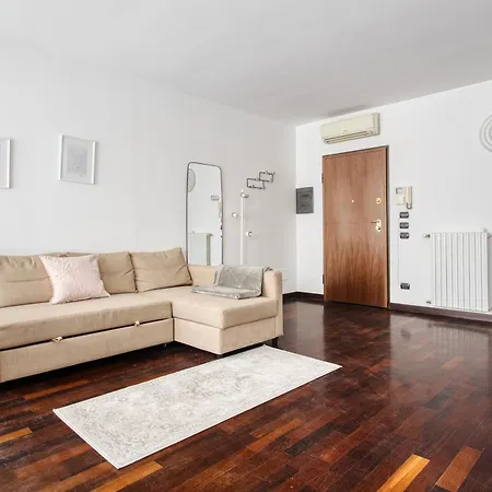 Just Urban - Elegant 1-br In Porta Romana - Duomo 4 Min By M3