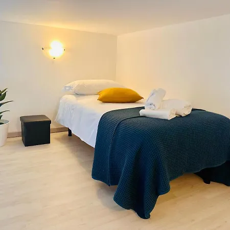 Porta Romana-center Milan-a Modern House Of Design