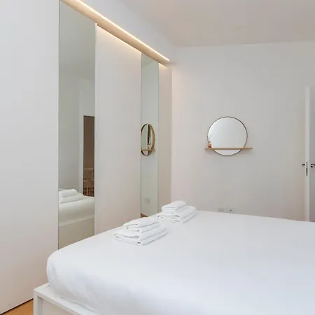 I-host - Bronzino 7 *