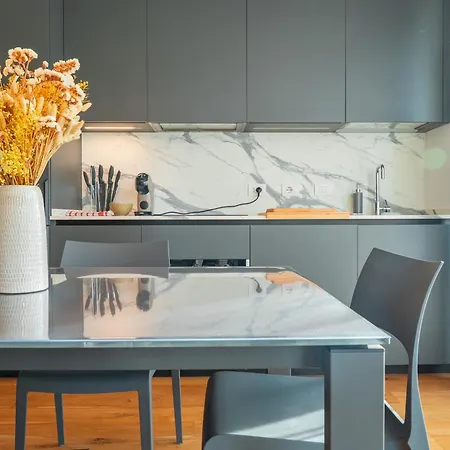 Crespi Terrace, Private Parking, A Few Steps From The Metro * Milán