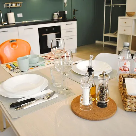 Intero Zona Prada, Metropolitana M3 Brenta Appartement