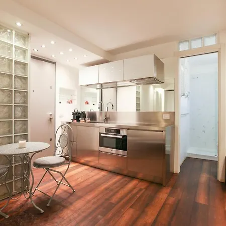 Hacca Collection - Charming In Corso Magenta Appartement *