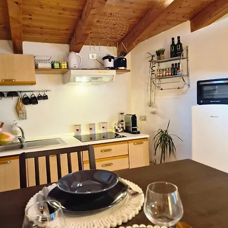 Апартаменты Mch P Romana 4 Stops From Duomo Quiet With Private Small Balcony Милан