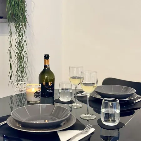 Navigli Retreat True Vibes شقة *