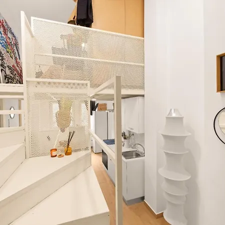 Center - With Ac, Wifi - Station 10'