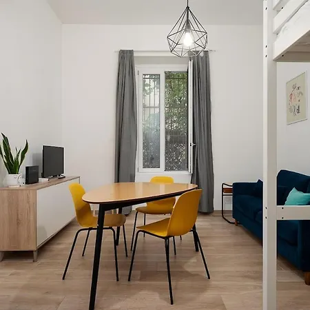 Smart Stay&go At Station *