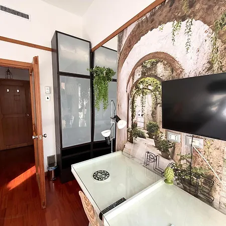 Urban Jungle 7 - New Door