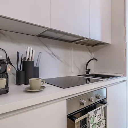 Modern & Elegant - Station ミラノ