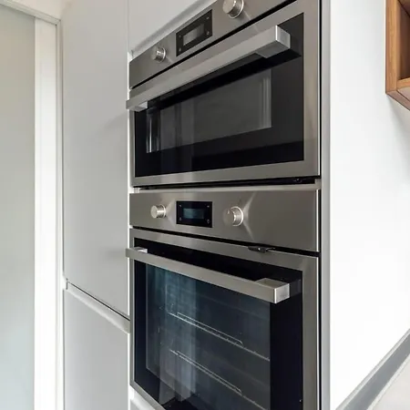 S&m Apartments- Urban Stripes 2 Bedrooms Near Underground M2 And Navigli Appartamento Milano