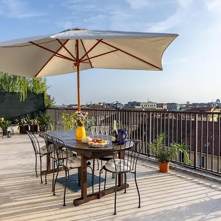 Duomo 7 Min - Panoramic Terrace & Two Bedrooms דירה *
