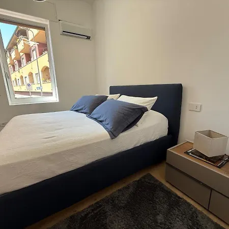 Three-room Sleeps 6 Life Fiera San Siro * Milánó