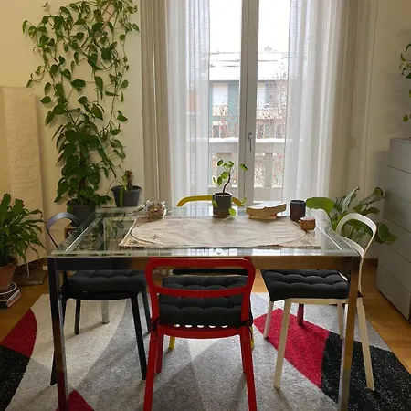 Fashion & Design District - M4 California Apartment *