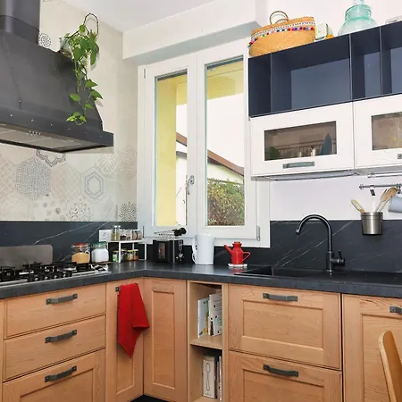 Porta Venezia M1 Cozy Rooftop Apartamento *