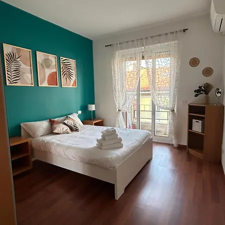 Porta Romana Luminoso Trilocale Con Balcone *