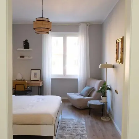 Lumiere Bloom Apartment *