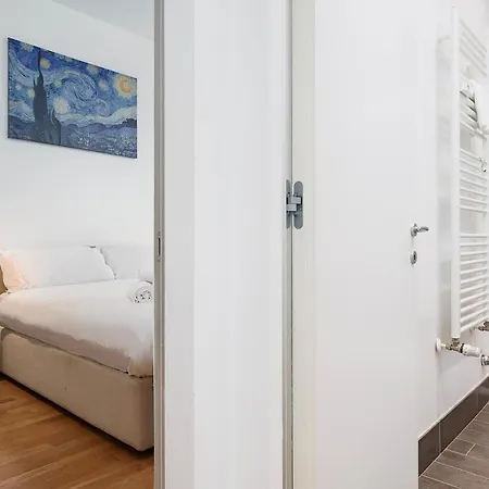 شقة Holi California - Lovely With Metro Steps Away