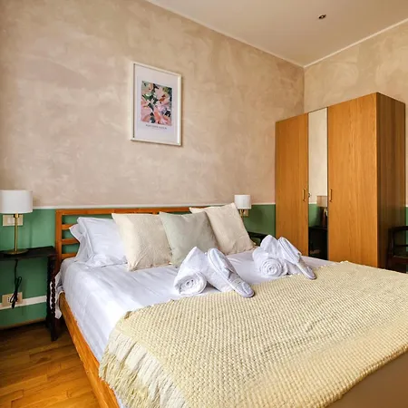 Apartment Elegant Three In Porta Romana By Mastery *