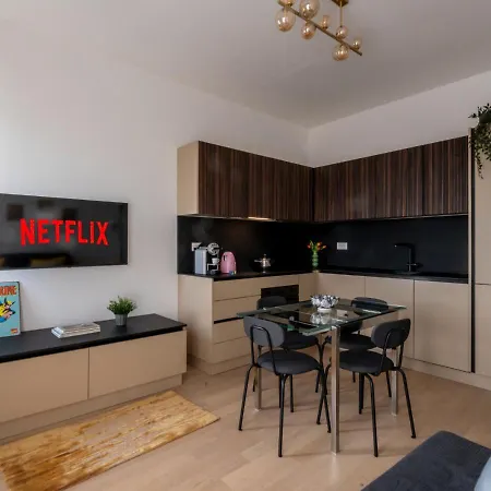 Duomo A 15 Min - Elegante In Zona Isola *