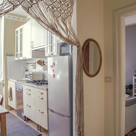 Vintage Style Apartment! Good For Fiera Daire *