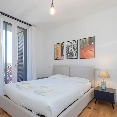 I-host - Assietta Apartman Milánó