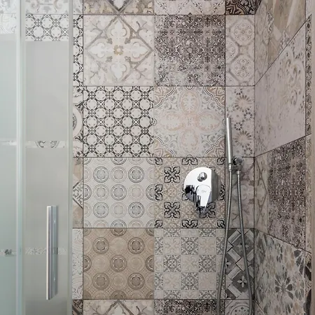 Fusetti Elegante Con Balcone In Zona Navigli * Милан