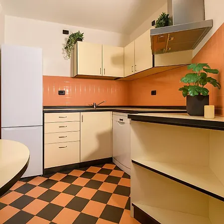 Apartment Casa Picasso - Above The Subway Mailand