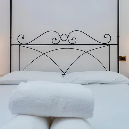 I-host - De Sanctis 52