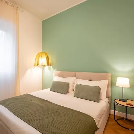 Tolmezzo - 7sundays Appartement *